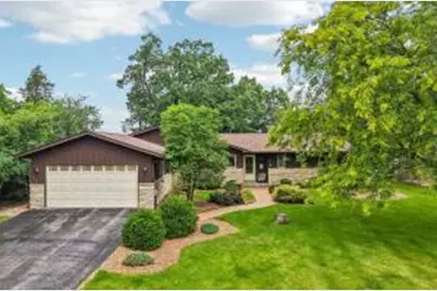 W322N6797  Wildwood Point Rd, Merton, WI 53029 - Photo 1