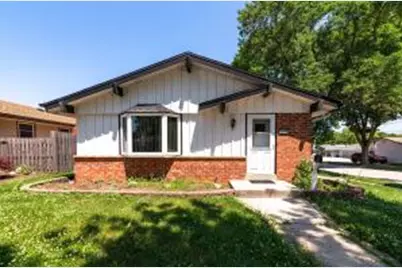 3490 E Van Beck Ave, Saint Francis, WI 53235 - Photo 1