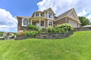 1299 Pheasant Ct, Lake Geneva, WI 53147 - Photo 1