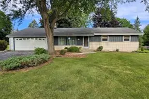 W225N8303 Longview Dr, Lisbon, WI 53089 - Photo 1