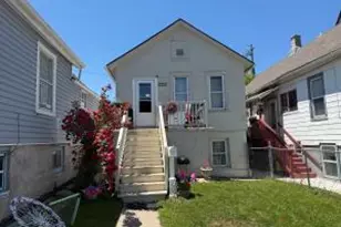1711 S 15th Pl, Milwaukee, WI 53204 - Photo 1