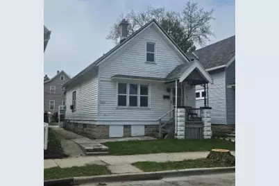 2451 N Bremen St, Milwaukee, WI 53212 - Photo 1