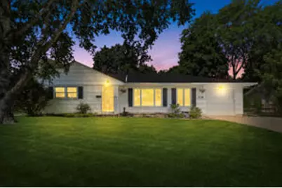 718 S Silverbrook Dr, West Bend, WI 53095 - Photo 1