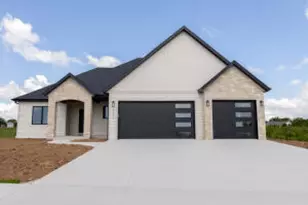 332 S 2nd St, Oostburg, WI 53070 - Photo 1
