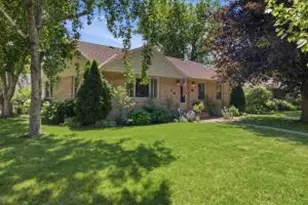 10205 W Feerick Pl, Wauwatosa, WI 53222 - Photo 1