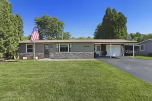 10308 Root River Dr, Racine, WI 53108 - Photo 1