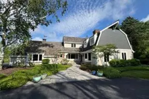 10295 N Range Line Ct, Mequon, WI 53092 - Photo 1