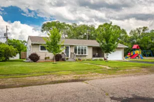 2524 2nd Ave, Campbell, WI 54603 - Photo 1