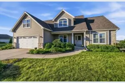 272  Highland Dr, Belgium, WI 53004 - Photo 1