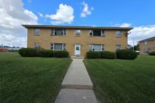 2424 W Howard Ave, Milwaukee, WI 53221 - Photo 1