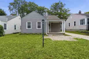 4640 N Woodruff Ave, Whitefish Bay, WI 53211 - Photo 1