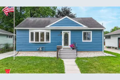 358 E Bank St, Fond du Lac, WI 54935 - Photo 1