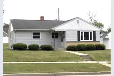 3609  Meadow Ln, Manitowoc, WI 54220 - Photo 1