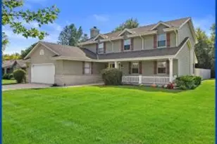 W143N10771 Wooded Hills Dr, Germantown, WI 53022 - Photo 1