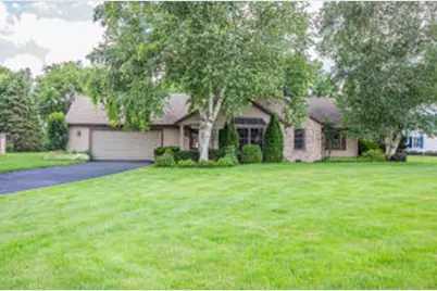 W273S2261  Drumlin Dr, Waukesha, WI 53188 - Photo 1