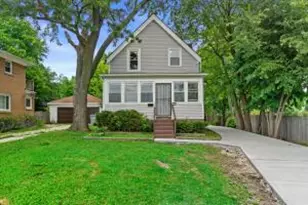5676 N 43rd St, Milwaukee, WI 53209 - Photo 1