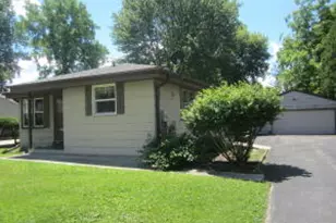 1119 W Wisconsin Ave, Oconomowoc, WI 53066 - Photo 1