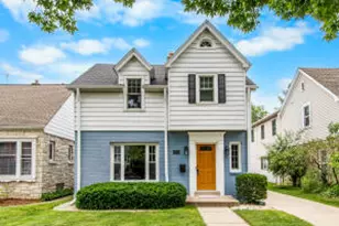 5574 N Kent Ave, Whitefish Bay, WI 53217 - Photo 1