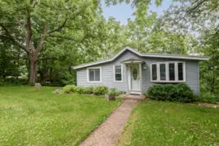W344S10664 Island View Ln, Eagle, WI 53149 - Photo 1