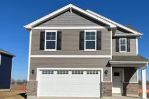 680 Heartland Dr, Burlington, WI 53105 - Photo 1