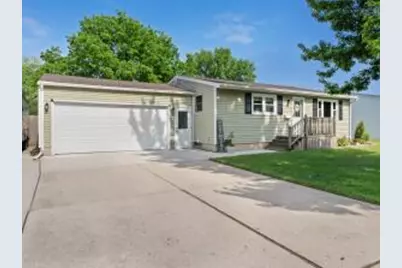 1445  Daisy Dr, Manitowoc, WI 54220 - Photo 1