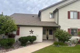 W193S7842 Overlook Bay Rd, Muskego, WI 53150 - Photo 1
