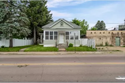 1543  George St, La Crosse, WI 54603 - Photo 1