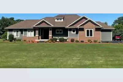 W319S9145  Laurens Pkwy, Mukwonago, WI 53149 - Photo 1