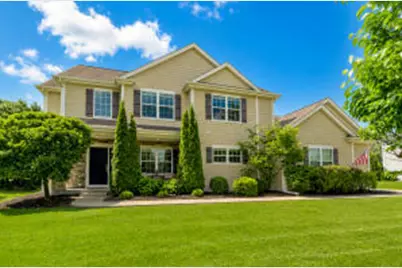 7201 W River Birch Dr, Mequon, WI 53092 - Photo 1