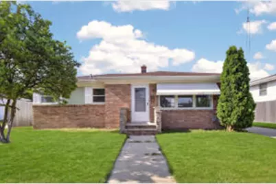 1008  Saxony Dr, Racine, WI 53402 - Photo 1