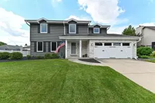 4105 W McGinnis Dr, Franklin, WI 53132 - Photo 1