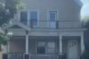 2729 N Dr William Finlayson St, Milwaukee, WI 53212 - Photo 1
