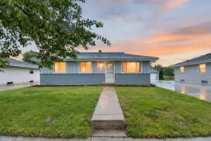 5120 63rd St, Kenosha, WI 53142 - Photo 1