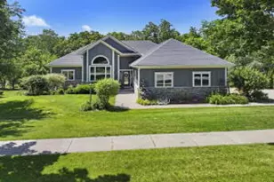 1109 Cooper Hawk Dr, Burlington, WI 53105 - Photo 1