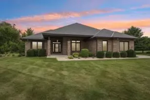 318 Cypress Point, North Prairie, WI 53153 - Photo 1