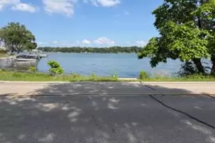 7334 N Tichigan Rd, Racine, WI 53185 - Photo 1