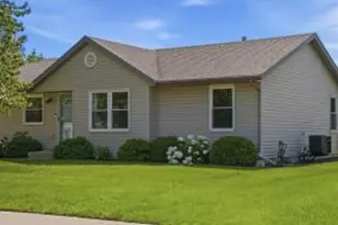 420 Wagner Dr, Clinton, WI 53525 - Photo 1