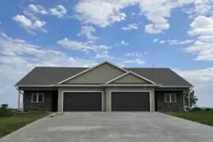 113 Sunflower St, Westby, WI 54667 - Photo 1
