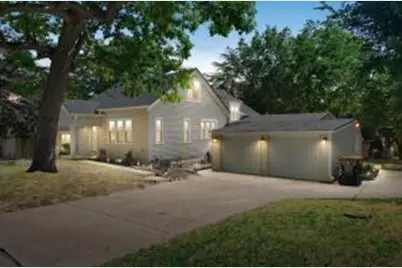536 N 116th St, Wauwatosa, WI 53226 - Photo 1