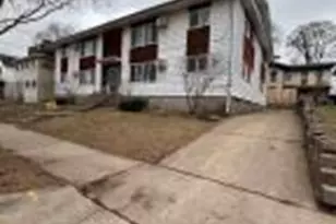 612 7th St, La Crosse, WI 54601 - Photo 1