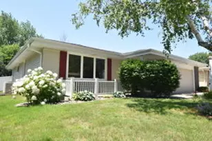48 Virginia St, Racine, WI 53405 - Photo 1
