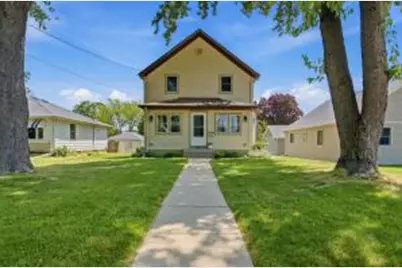 428  Grand Ave, Hartford, WI 53027 - Photo 1