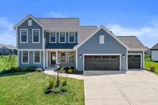 629 Twin Creeks Dr, Dousman, WI 53118 - Photo 1