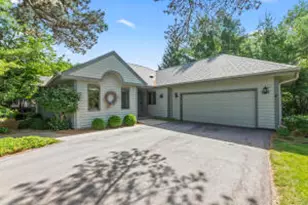 506 Pine Terrace, Oconomowoc, WI 53066 - Photo 1