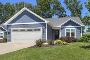 223 Summerhaven Ln, Lake Geneva, WI 53147 - Photo 1