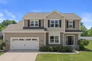 10055 S Chelsea Lee Rd, Oak Creek, WI 53154 - Photo 1