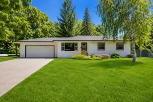 17701 W Rogers Dr, New Berlin, WI 53146 - Photo 1