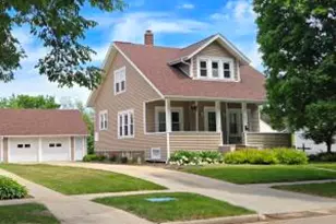 317 E Linden Dr, Jefferson, WI 53549 - Photo 1