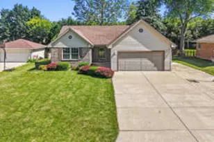 7116 W Carpenter Ave, Greenfield, WI 53220 - Photo 1