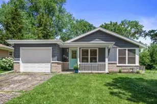 918 W Moreland Blvd, Waukesha, WI 53188 - Photo 1
